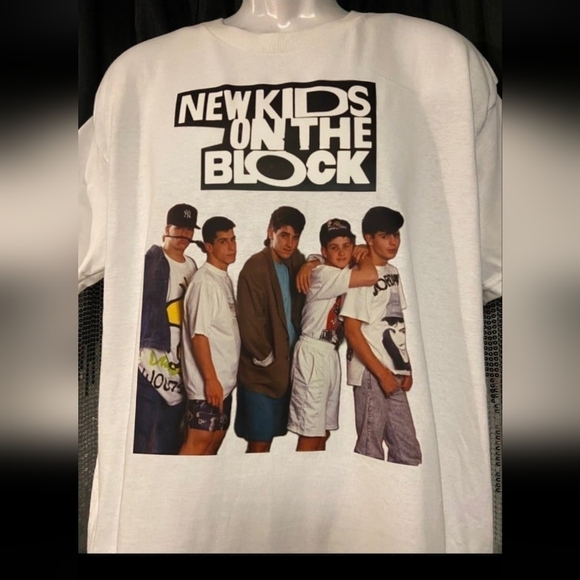 New kids on the block shirt - Picture 2 of 3